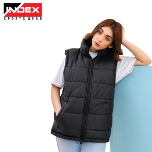 Veste matelassée pour femme, vêtements d'extérieur pour temps froid, veste légère et chaude à capuche, style d'hiver tendance - Product Image 4