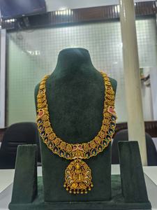 Parure de mariée en or massif 22 carats, style antique, avec long collier Rani Haar et pendentif Lakshmi, pour mariage indien - Product Image 3