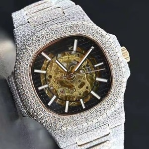 Montre squelette mécanique de luxe pour homme avec accents de diamants, affichage analogique et design haut de gamme - Product Image 1