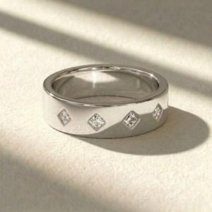 Anillo de Oro Sólido de 14K con Diamante de Corte Princesa de 2MM, Anillo de Boda de Lujo con Diamante Cultivado en Laboratorio para Hombre - Product Image 4
