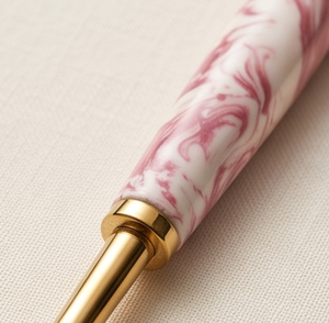 Ensemble de couverts élégants en or avec manche en marbre rose, compatibles lave-vaisselle, style glamour, pour mariage et usage domestique - Product Image 2