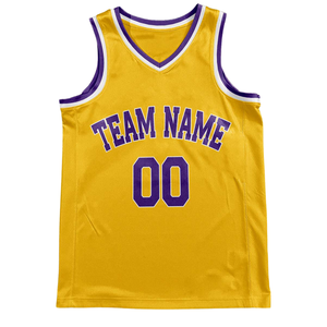 Conjunto de Uniforme de Baloncesto Retro Personalizado en Amarillo, Jersey con Cuello Blanco y Morado, Pantalones Cortos, Nombre y Número del Equipo, Estilo Clásico - Product Image 3