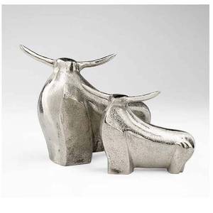 Nueva Llegada: Juego de 2 Esculturas de Toro, Adorno Metálico para Mesa, Estatua Decorativa de Animal para Decoración de Sala de Estar - Product Image 2