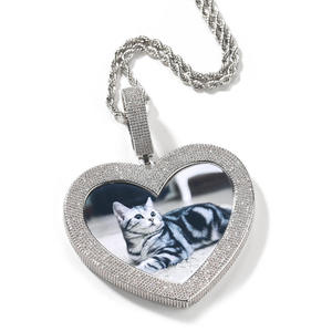 Colgante de Corazón con Foto Personalizada, Diamante Cultivado en Laboratorio, Marco de Plata Chapado en Oro, Certificado IGI, Unisex, para Compromiso o Boda - Product Image 2