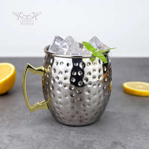 Mug à Moscow Mule en cuivre martelé avec revêtement en acier inoxydable, tasse à cocktail, mug à bière en métal avec poignée dorée pour bar - Product Image 4