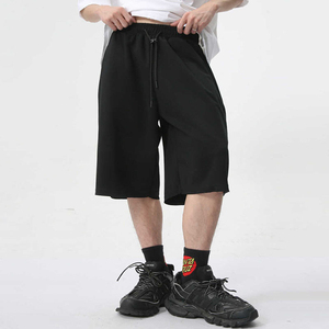 Shorts Bermuda pour Homme, Coupe Ample, Jambe Large, Longueur Genou, Couleur Unie, Personnalisable, Été, Ourlet Ouvert, Modèle Twin - Product Image 6