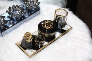 ชุดอุปกรณ์ห้องน้ำเรซิ่นทำมือรักษ์โลก พร้อมถาดสีดำและสีทองลายเพ้นท์มือ ที่วางแปรงและแก้ว - Product Image 4