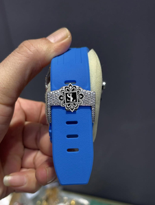 Reloj Cronógrafo Totalmente Cubierto de Diamantes para Hombre |   Reloj Mecánico con Diamantes Moissanite VVS, Correa de Goma Azul de 20 mm, Esfera de 46 mm |   Vintage Retro - Product Image 4