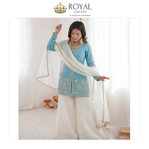 ชุดสูทชาราร่าผ้าไหมเฟนดี้ คอลเลคชั่นนักออกแบบเสื้อผ้าอินเดียสุดหรู พร้อมงานปักเลื่อมและผ้าคลุมไหล่ ขนาดใหญ่พิเศษ - Product Image 4