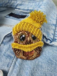 Broche Artesanal con Bordado Floral y Detalles de Cuentas de Vidrio de Primera Calidad para Bodas Unisex, MD HANDICRAFTS - Product Image 4