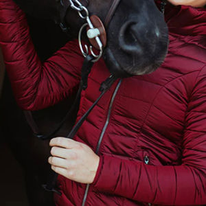 Veste d'équitation élégante fabriquée avec les meilleurs matériaux, respirante et à ajustement sûr, service OEM disponible. - Product Image 6