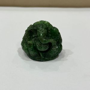 Lote de Subasta: Estatua de Ganesha de Granate Verde Tsavorita Natural, Tallado de Piedra Única, 186.45 Quilates, AAAA, Gema Coleccionable Rara de Tanzania - Product Image 3
