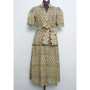 Vestido midi elegante para mujer, cómodo, de manga corta, con estampado floral vibrante hecho a mano, 100% algodón puro, estilo casual. - Product Image 1