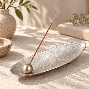 Porta Incienso en Forma de Hoja de Bronce con Base de Bola de Latón, Quemador de Varillas Metálicas para Aromaterapia - Product Image 2