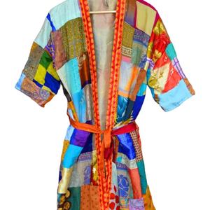 Kimono court vintage en soie pour femmes Nouvelle arrivée Robe de demoiselle d'honneur patchwork en mousseline de soie - Product Image 1