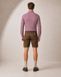 ชุดเสื้อเชิ้ตลายสก็อตพร้อมกางเกงหนังสีน้ำตาลแบบ Lederhosen สำหรับผู้ชาย สไตล์เยอรมันแบบดั้งเดิมสำหรับเทศกาล Oktoberfest ของบาวาเรีย - Product Image 3
