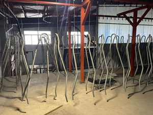 Brouette de jardin en gros du Vietnam, idéale pour les travaux de jardinage, facile à manipuler, pour transporter les déchets, durable, qualité export - Product Image 5