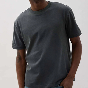 T-shirt pour homme à coupe classique de qualité supérieure, 100% coton, manches courtes, respirant, col côtelé, tissu doux au toucher, étiquette privée personnalisée OEM/ODM - Product Image 4