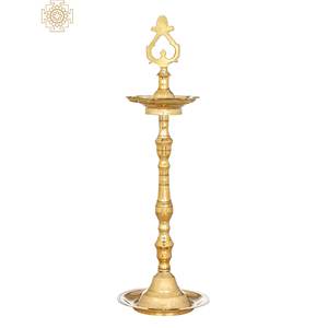 Lámpara de Latón Hecha a Mano Exotic India ZEN057 de 16 Pulgadas, Diseño del Sur de la India para Decoración del Hogar, Hecha en India para Regalo - Product Image 1