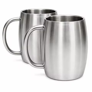 Mug Moscow Mule en laiton massif martelé de luxe avec poignée dorée contrastante, tasse vintage pour cocktails et bières, vente en gros - Product Image 5