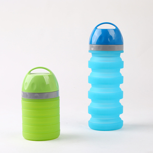 <b>Collapsible</b> <b>Water</b> <b>Bottle</b> For Dog Cat Outdoor Travel Pet Feeder Plastic Silicone Material - Product Image 4