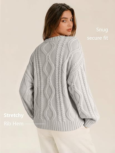 Suéter de punto trenzado gris claro extragrande para mujer, jersey grueso de manga murciélago con cuello redondo para invierno - Product Image 2