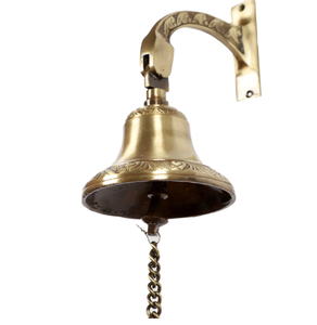 Conjunto único de campanas dobles de latón conectadas en la parte superior por un arco ornamentado con elefantes y motivos florales. - Product Image 5
