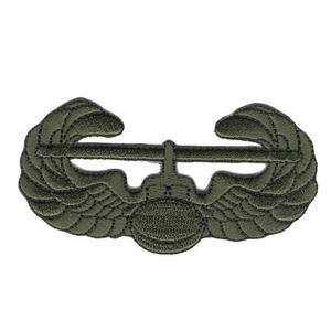 Insignias Bordadas a Mano de Alta Calidad con Nombre y Rango de Oficiales en 3D, Personalizadas OEM, para Blazers, Sombreros y Telas de Lona - Product Image 5