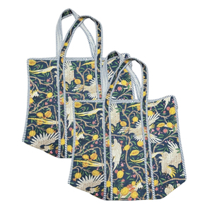 Sac fourre-tout en coton fait main, imprimé au bloc artisanal, bleu, avec fermeture éclair, motif floral brodé, couleurs bleu et blanc, collection Printemps - Product Image 5