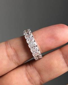 Anillo de Compromiso Unisex de Oro Sólido de 18K con Diamante Cultivado en Laboratorio, Corte Esmeralda, VVS, Banda de Eternidad Completa Radiante, Conjunto de Joyería Fina - Product Image 6