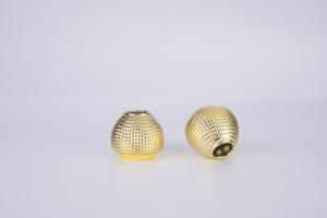 Flacon de parfum en zamac argenté de luxe, fabriqué en métal de qualité supérieure - Product Image 6