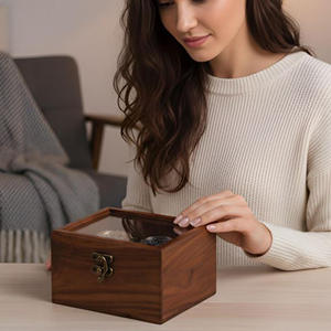 Caja de Almacenamiento para Relojes de Madera con Múltiples Ranuras, Organizador de Relojes de Madera con Acabado de Lujo por AYAANS - Product Image 6