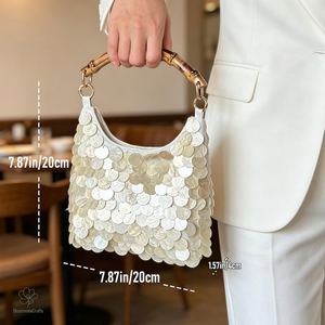 กระเป๋าถือแบบลำลองประดับลูกปัดแก้วสีสันตามสั่ง ได้รับการรับรองจาก MS Handicraft ผลิตด้วยมือในอินเดีย รุ่นอุตรากัฏปัฎฐ์ - Product Image 4