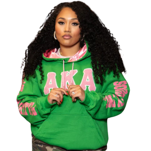 Sudadera con Capucha Verde Chenille para Mujer, Marca AKA, con Letras Griegas Bordadas, Forro de Satén, Calidad Premium, Estilo Casual - Product Image 2