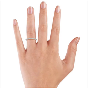 Anillo de Eternidad de Oro Blanco de 18K con Diamante Cultivado en Laboratorio, Corte Brillante Redondo, Anillo de Compromiso Moderno para Unisex - Product Image 5