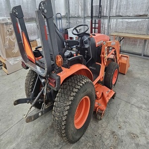 รถแทรกเตอร์เกษตรคุณภาพสูง Kubota B2601 ขับเคลื่อน 4 ล้อ พร้อมที่ตัก 23 แรงม้า รถแทรกเตอร์สวน ราคาถูกมาก ปั๊ม เครื่องยนต์ เกียร์ - Product Image 2