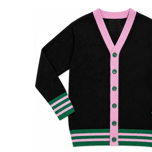 Suéter Cárdigan Personalizado para Mujeres de Hermandades Universitarias, Color Negro, Rosa y Verde, Cuello en V, Estilo Universitario, con Ribete a Rayas, OEM - Product Image 4
