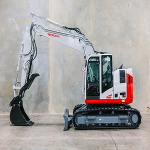 Mini-excavatrice professionnelle Takeuchi offrant des commandes fluides, une forte force de creusement et des performances efficaces pour la construction - Product Image 3
