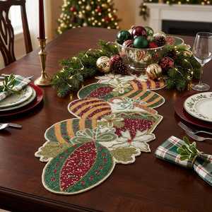 Handmade Embroidered Fabric <b>Table</b> <b>Runner</b> Customized Luxury Design Eco-Friendly Durable 5mm Thickness <b>Green</b> Leaf Decorative Mat - Product Image 2