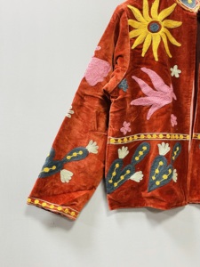 Chaqueta de Terciopelo Bordada con Cuello Mandarín, Manga Larga, Patrón Floral, Bordado a Mano, Cálida, Informal, para Otoño - Product Image 4