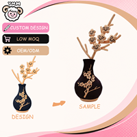 Jouet en peluche personnalisé style chinois, branche de fleur de prunier brodée, détails brodés, finition vernie mate