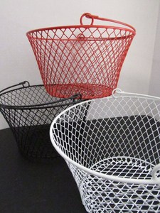 <b>Plastic</b> Coated Wire Basket <b>Eggs</b> Wildflowers Herbs Foraging Basket Gift Basket - Product Image 3