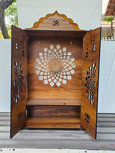 Mueble de Madera Artesanal para Pooja Hindú |   Templo Cortado con Láser con Diseño de Loto y Campana |   Caja de Oración para el Altar del Hogar |   35×20×60 cm - Product Image 4