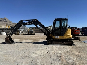 Excavatrice 60G très demandée pour les projets utilitaires et municipaux - Product Image 2