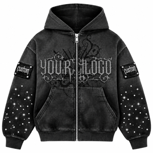 Sudadera con Capucha Gótica con Cierre, Unisex, Negra, con Logotipo Personalizado, Corte Regular, Estilo Urbano de Invierno, con Parches en las Mangas - Product Image 1