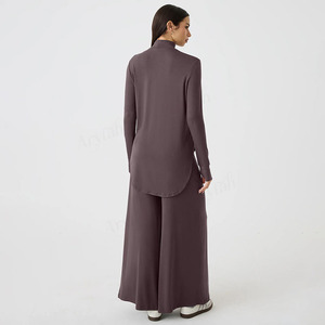 Conjunto Deportivo de Cuello Alto para Mujer, Manga Larga, Color Sólido, Corte Holgado, Cintura Elástica, Estilo Otoñal, Transpirable, Diseño Minimalista - Product Image 3