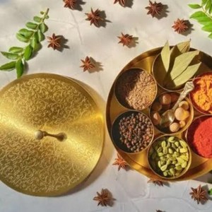 Brass masala box with 7 <b>small</b> bowls. Condiment box. - Product Image 4