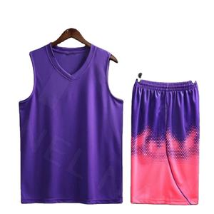 Conjuntos de uniformes de baloncesto BSCI, poliéster, ropa deportiva Pantalones cortos y conjuntos de baloncesto de secado rápido transpirables Uniforme de baloncesto para adultos - Product Image 1