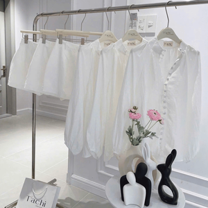 Ensemble deux pièces en coton mélangé uni pour femme, haut à manches lanternes, avec logo personnalisé, volants, respirant, écologique, vente en gros - Product Image 3