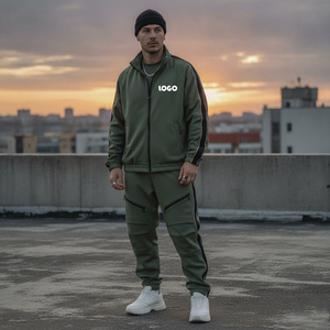 Ensemble de survêtement vert olive pour homme, col montant zippé, style streetwear, avec poches latérales, respirant, en polyester et coton - Product Image 4